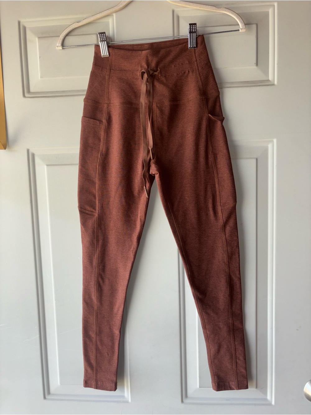 Beyond Yoga brown crop leggings size S